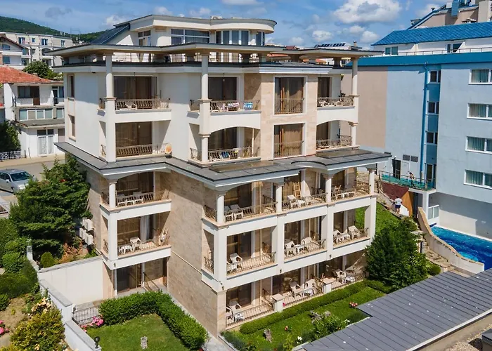 Paraiso Theopolis Obzor