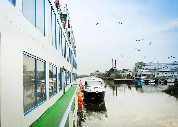 Bella Marina Hotel Băltenii de Sus