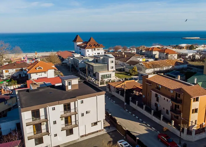 Pensiunea Crown Eforie Sud 