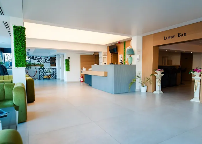 Hotel Avenue - Avenue Hotels Buzău