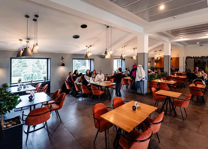 Hotel Oscar Câmpina