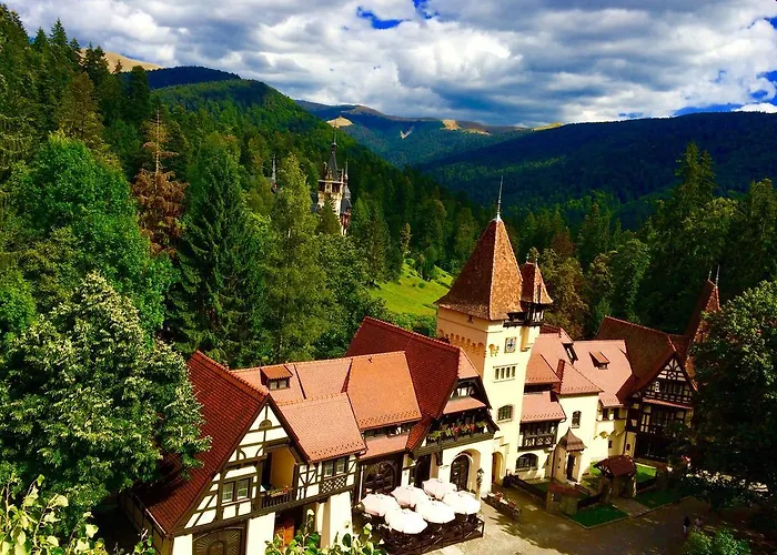 Complex La Tunuri - Vila Economat Sinaia