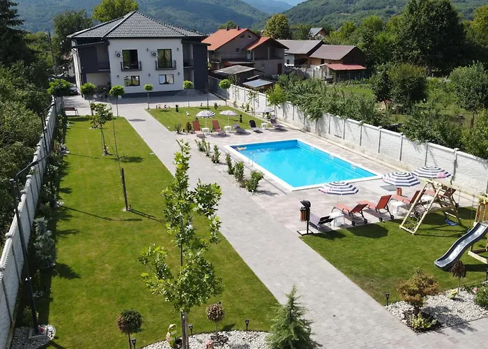 Casa Rares & Karina Hotel Călimăneşti