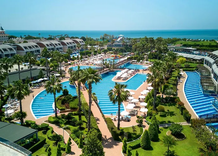 Tui Magic Life Jacaranda Hotel Side