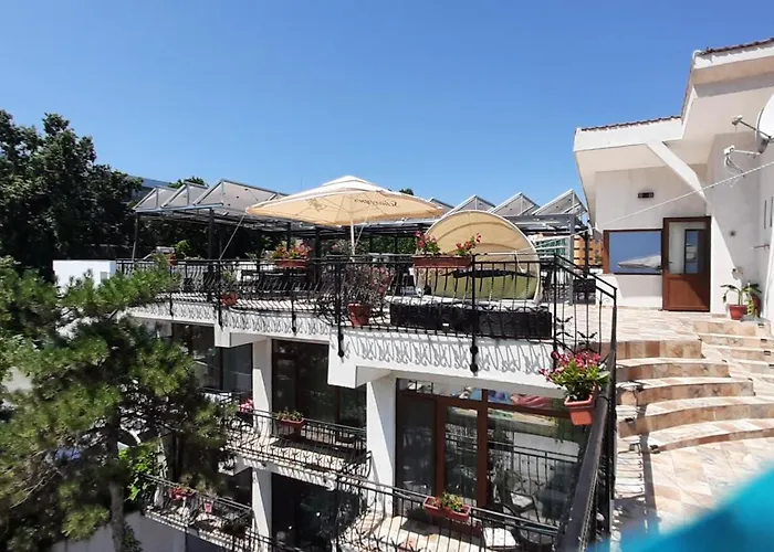 Vila pe plaja nr 9 Saturn