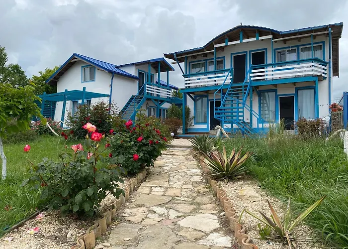 Complex Turistic Răsărit Corbu Bed & Breakfast