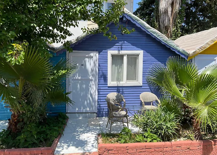 Cuba Beach Hotel Side