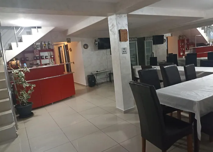 Popasul Drumețului Transfăgărășan Hotel Curtea de Argeş