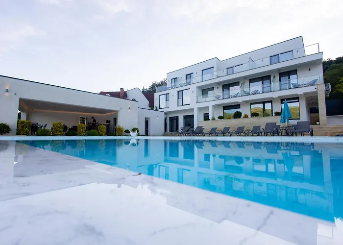 Yrys House - Adults Only Hotel Ieşelniţa