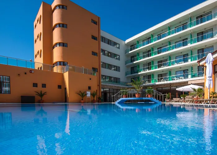 Hotel Saturn