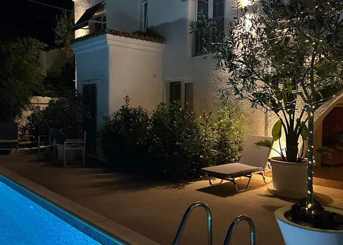 Tagoo Vama Veche Hotel