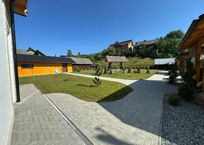 Popasul din vale Hotel Moisei