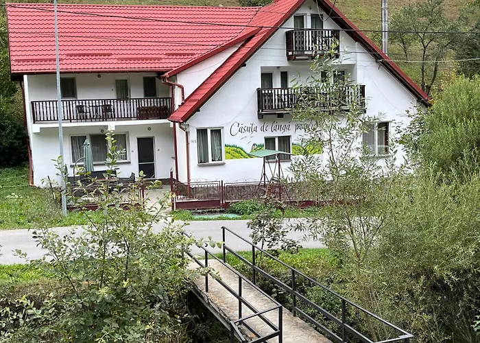 Căsuța de lângă pădure Hotel Moeciu De Sus