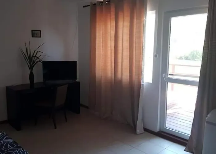 Pensiunea Insula Nada Apelor Maliuc