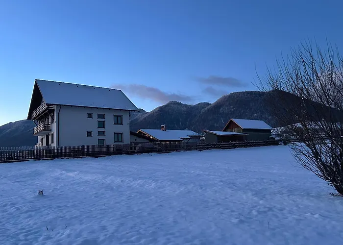 Popasul Piatra Craiului Hotel Zărneşti