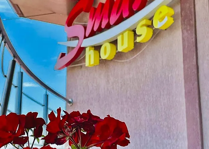 Smarthouse Hotel Costineşti
