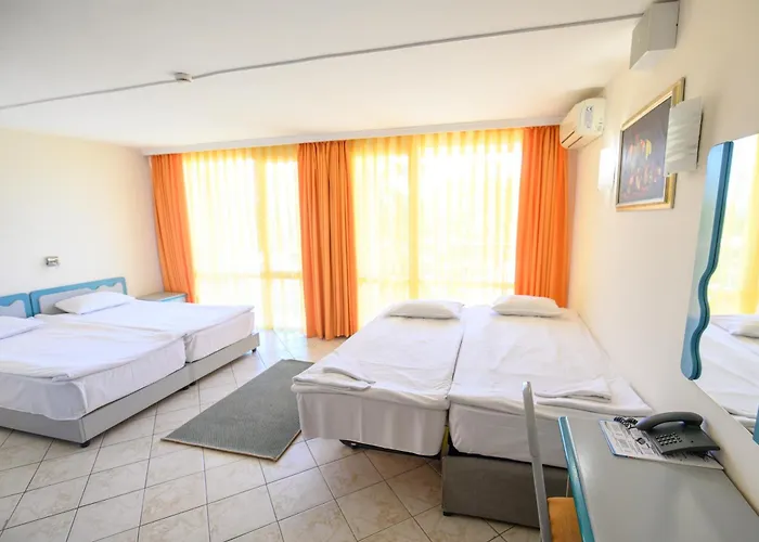Hotel Iskar & Aquapark Sunny Beach