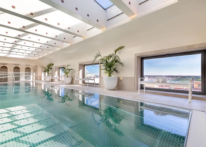 Barcelo Torre De Madrid Hotel
