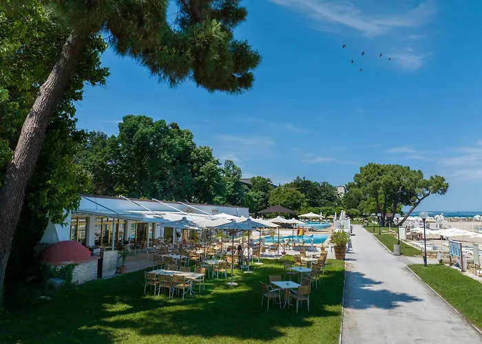 Hvd Riviera Beach Ultra All Inclusive & Mineral Pool - Private Beach & Free Parking Nisipurile de Aur