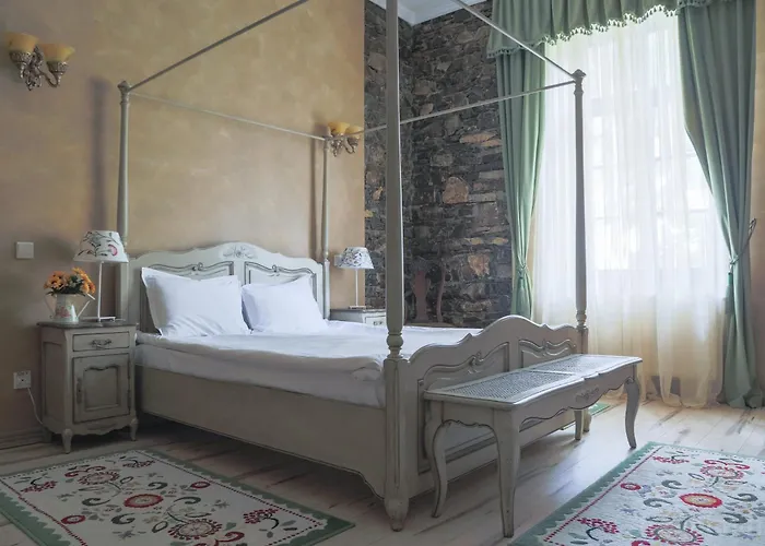 Hotel Regal 1880 - Boutique Hotel In Parcul Central Sinaia