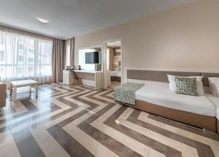 Marina White Sands Beach Hotel Obzor