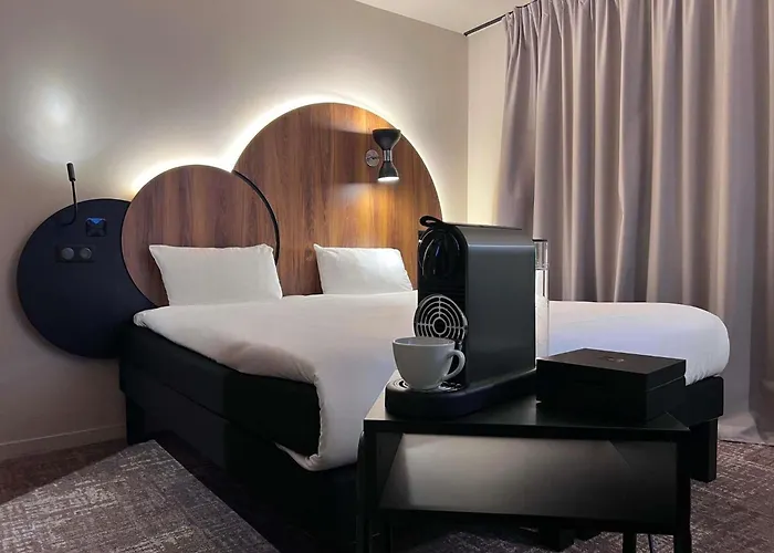 Ibis Styles Paris Meteor Avenue D'Italie Hotel