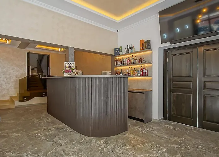 Sub Cetate Hotel Rîşnov