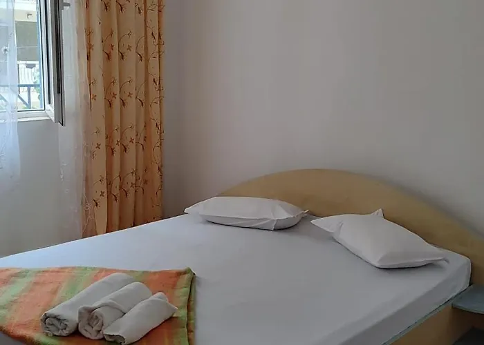 Hotel Vila Alex Costineşti