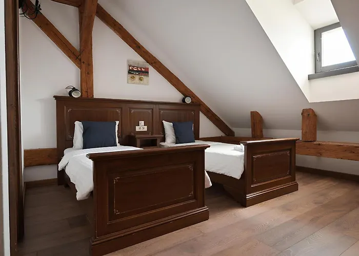 CASA CHITIC - Str Nicolae Balcescu 13 Hotel Brașov