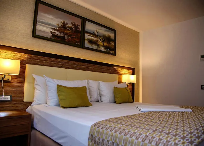 New Egreta Resort Dunavăţu de Jos