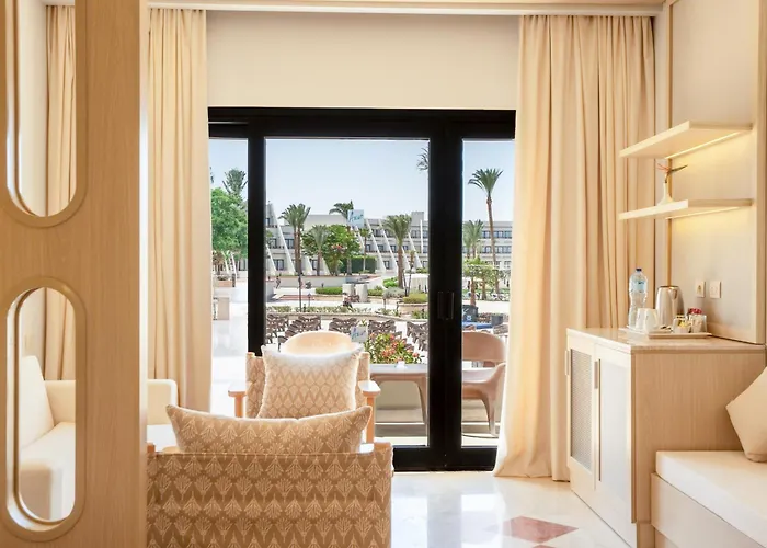 Pharaoh Azur Resort Hurghada