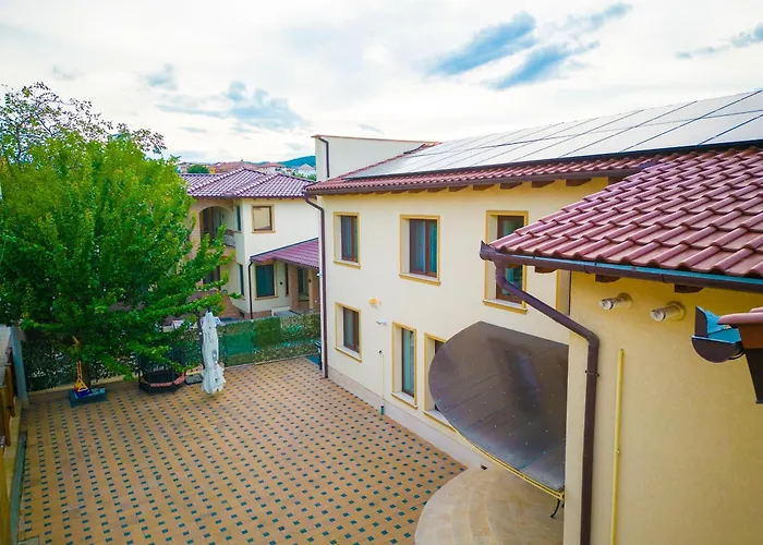 Casa cu Nuc Hotel Alba Iulia