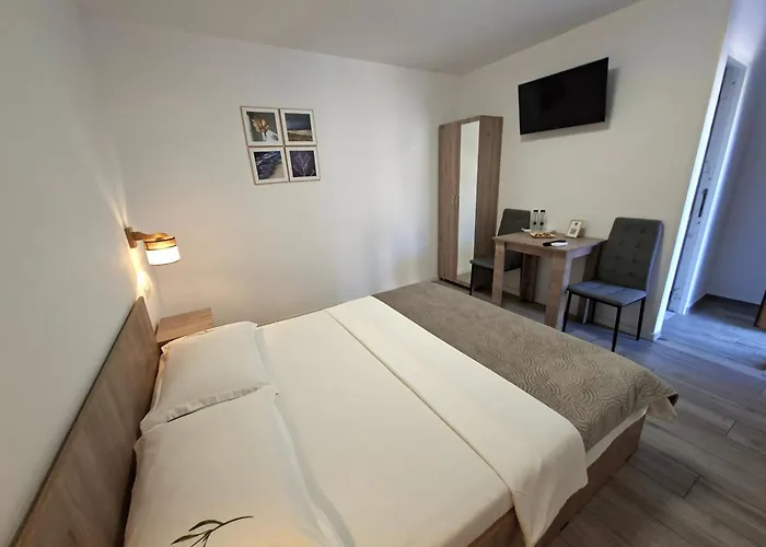 Casa Mira Svinita Hotel