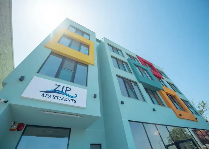 Zip Apartments Mamaia