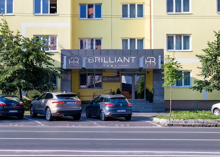 Hb Brilliant Hotel Brașov